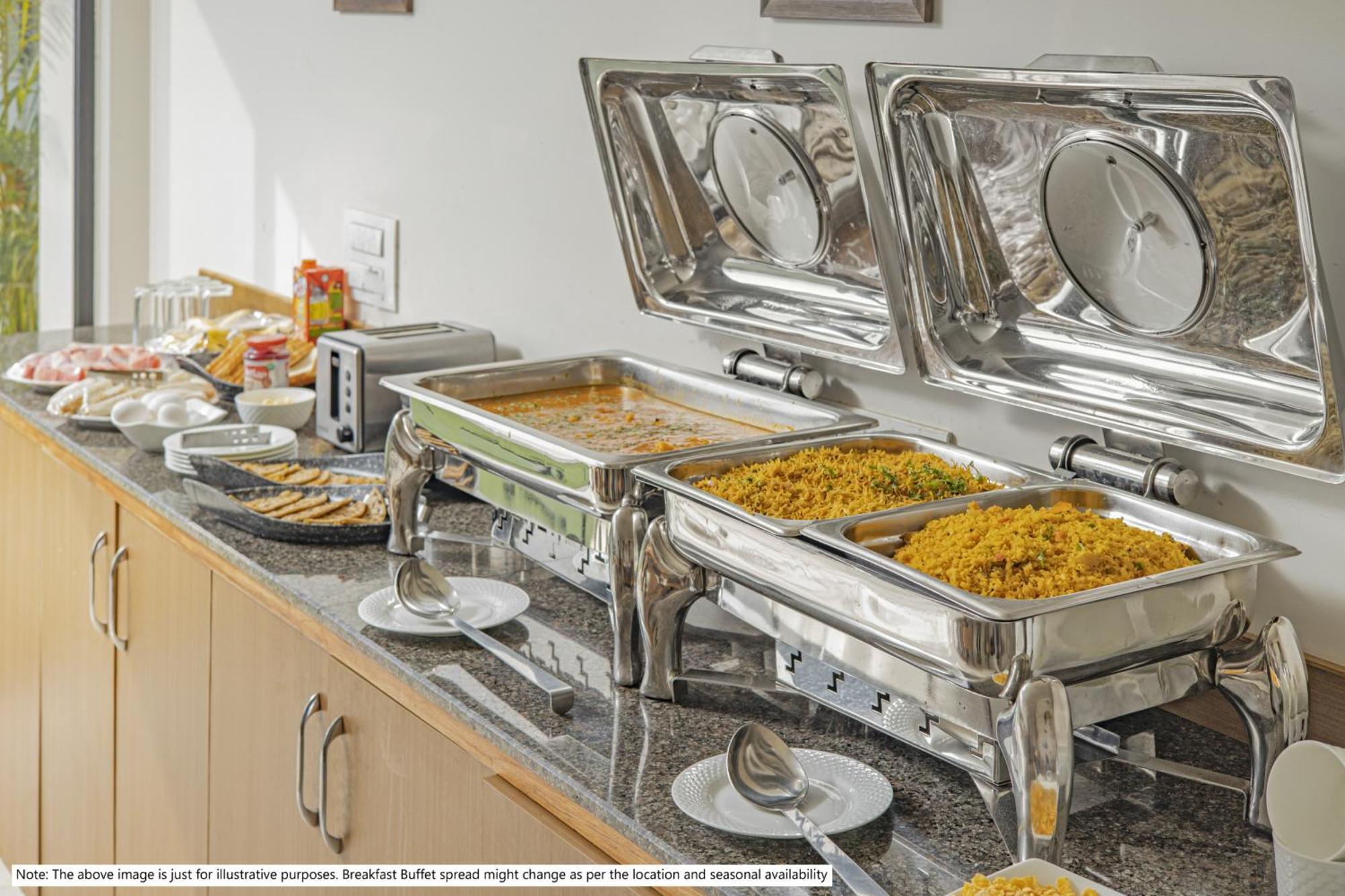 Treebo De Alphabet Gachibowli Hotel Hyderabad Ngoại thất bức ảnh